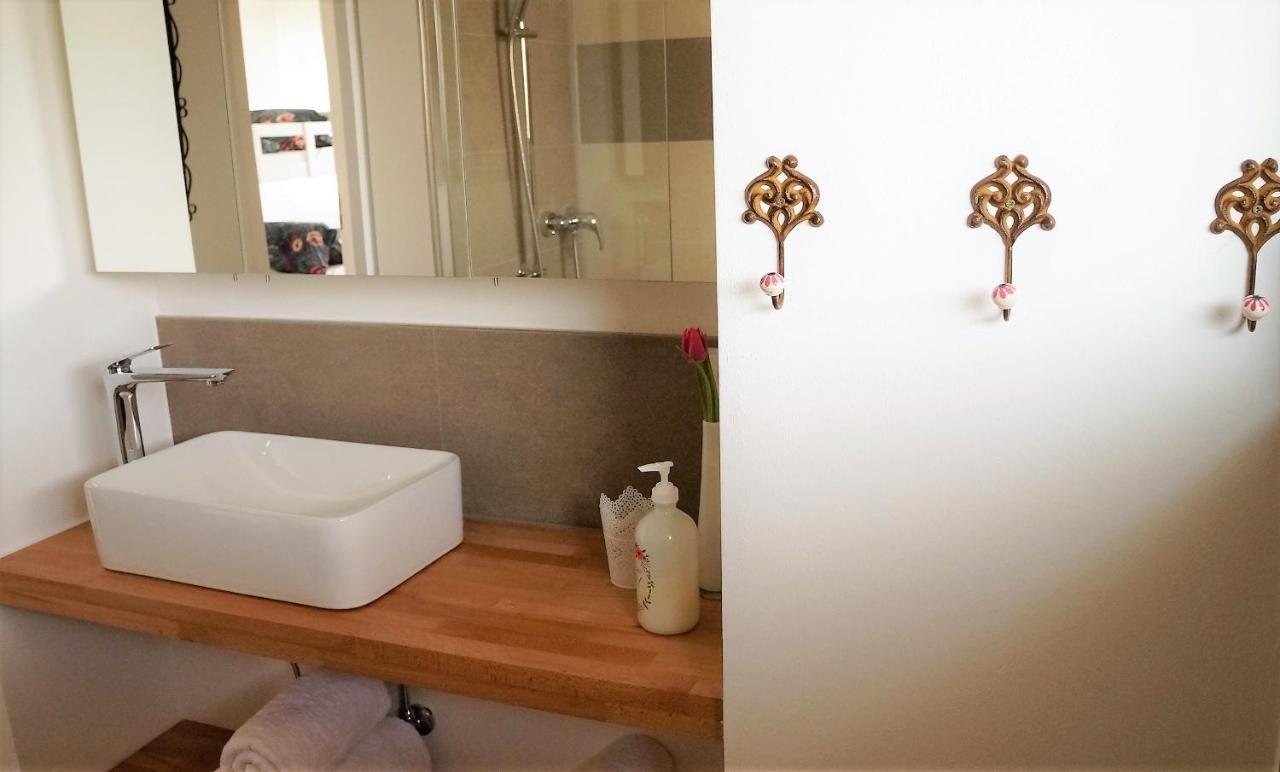 Casa Peppino Apartment ฟรีดริชส์ฮาเฟน ภายนอก รูปภาพ